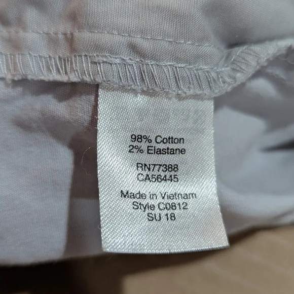 J. Crew Women's Tan Khaki Bermuda Shorts Size 6 EUC - Picture 8 of 10